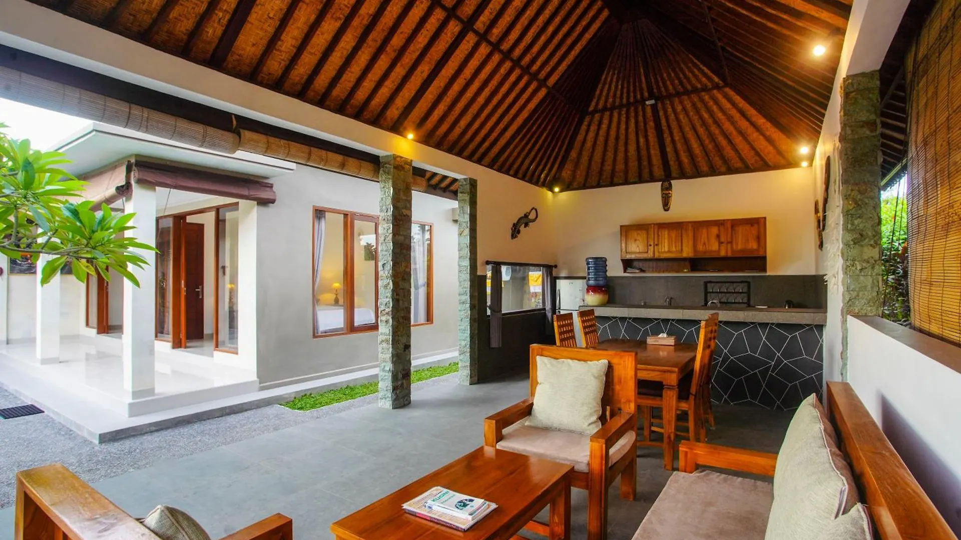 Puri Arta Villa Ubud